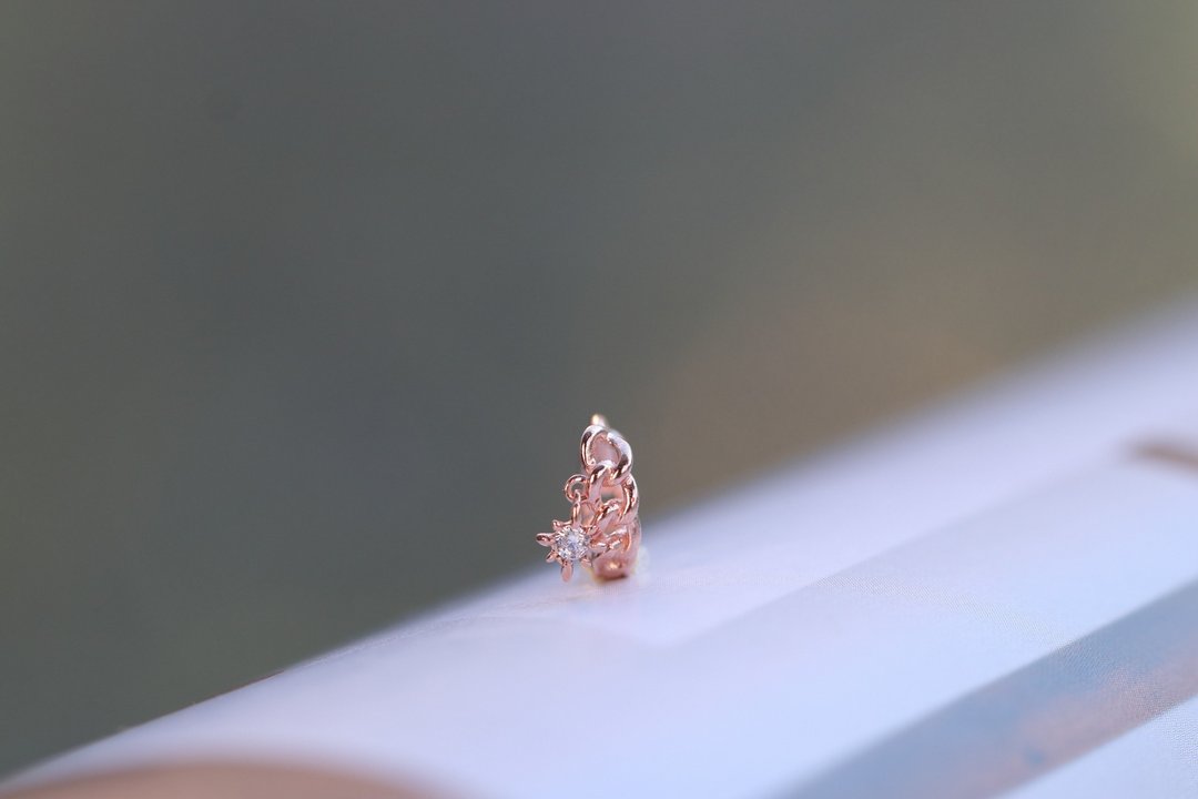 纯14K 链子太阳钻耳扣耳环(单个) - 耳环/耳夹 - 贵金属 金色