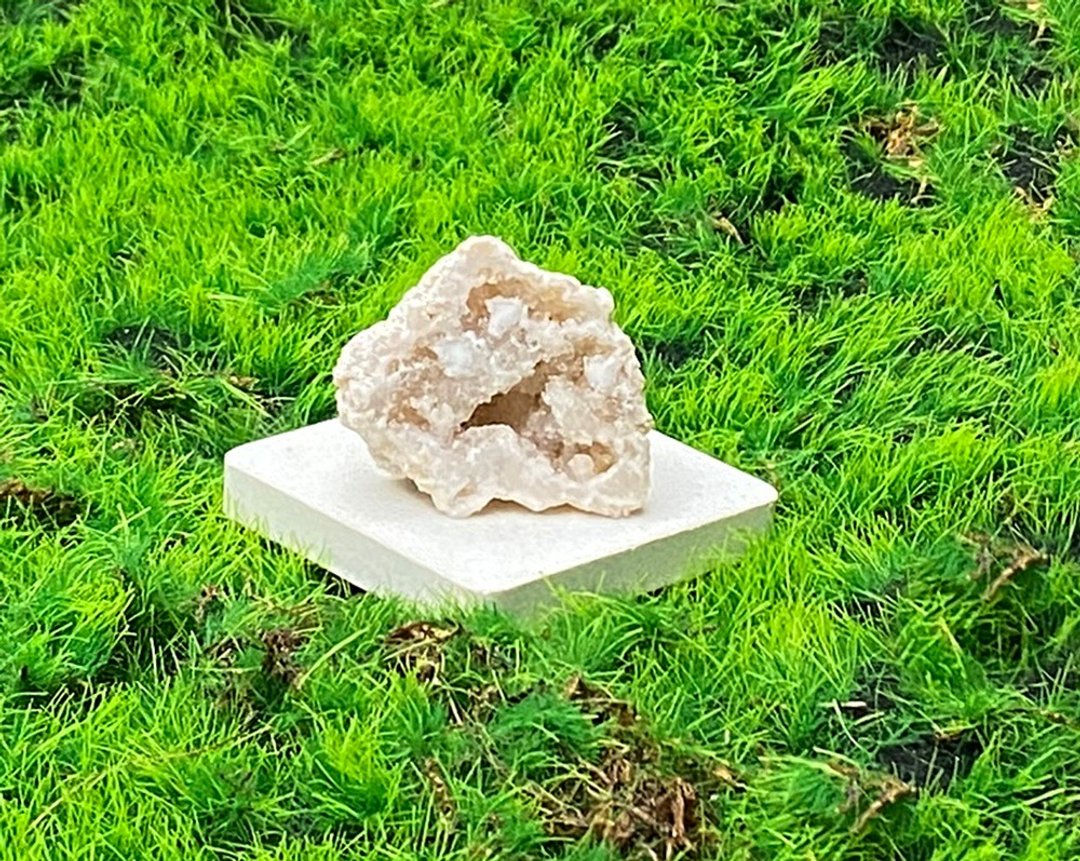 能量招财玛瑙小白晶洞 疗愈 开运 净化 原矿  快速出货 - 摆饰 - 水晶 白色