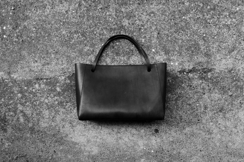 肩背/手提两用包 手工手缝植鞣牛皮革 - 侧背包/斜挎包 - 真皮 多色