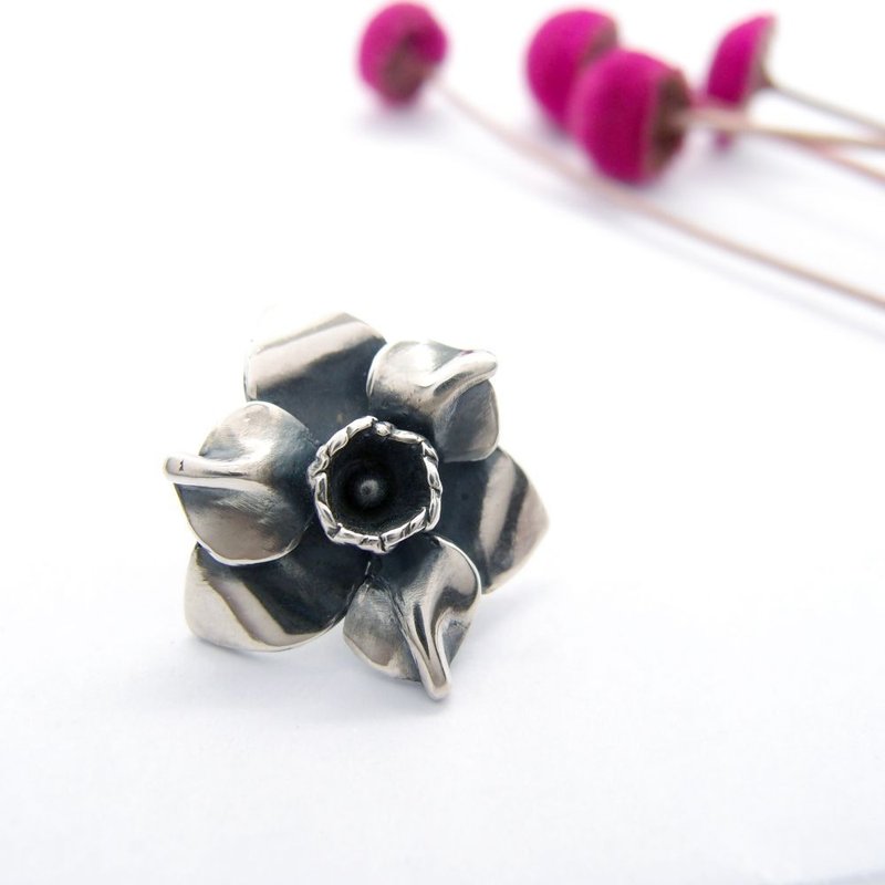 水仙花  925银胸针 - 胸针 - 银 银色