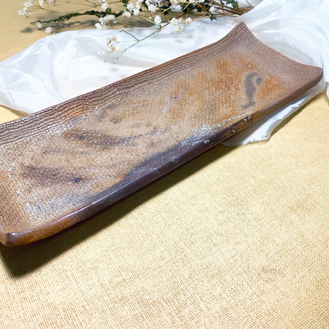 柴烧灰切布纹长方盘 新彩烧 柴烧陶艺 手作作品 | 礼物 餐盘 点心 - 盘子/餐盘/盘架 - 陶 金色