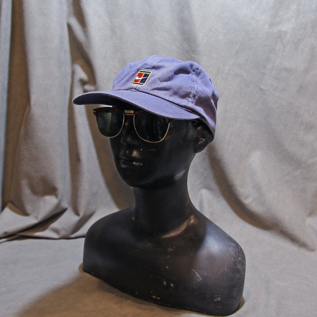 Back to Green::夏季帽款 NIKE 靛色 h-11//vintage hat - 帽子 - 棉 