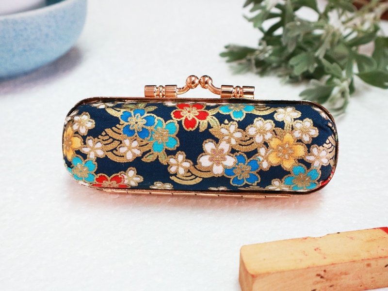 口金 印章盒 口红盒 印章 收纳 蓝花花 - 印章/印台 - 棉．麻 蓝色