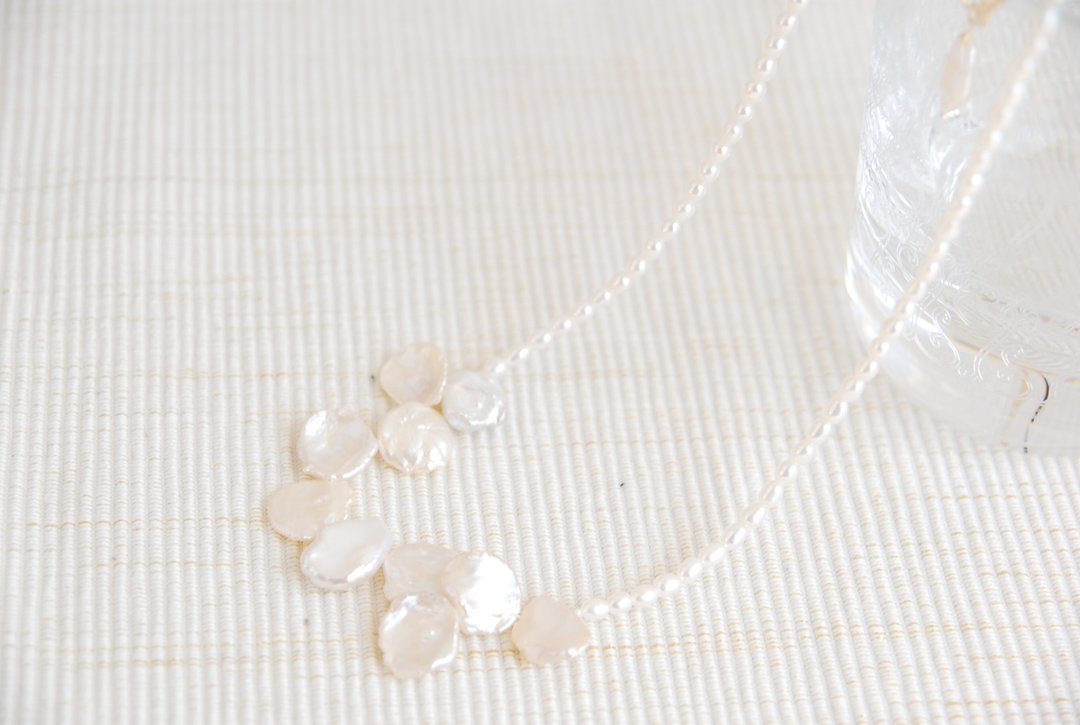 Petals Keshiparu necklace (14kgf) - 项链 - 宝石 白色