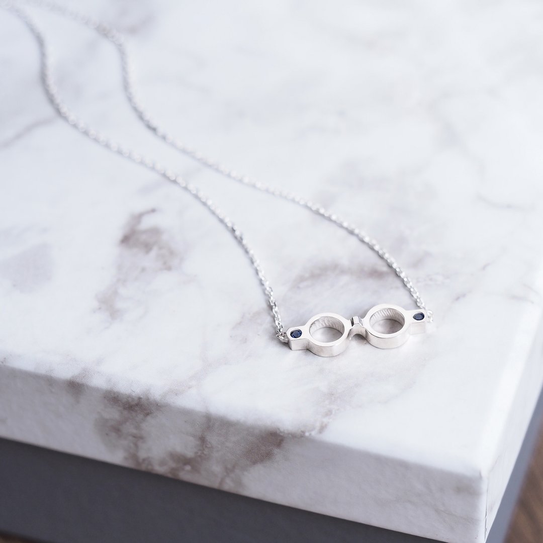 Sapphire Glasses Necklace Silver 925 - 项链 - 其他金属 蓝色