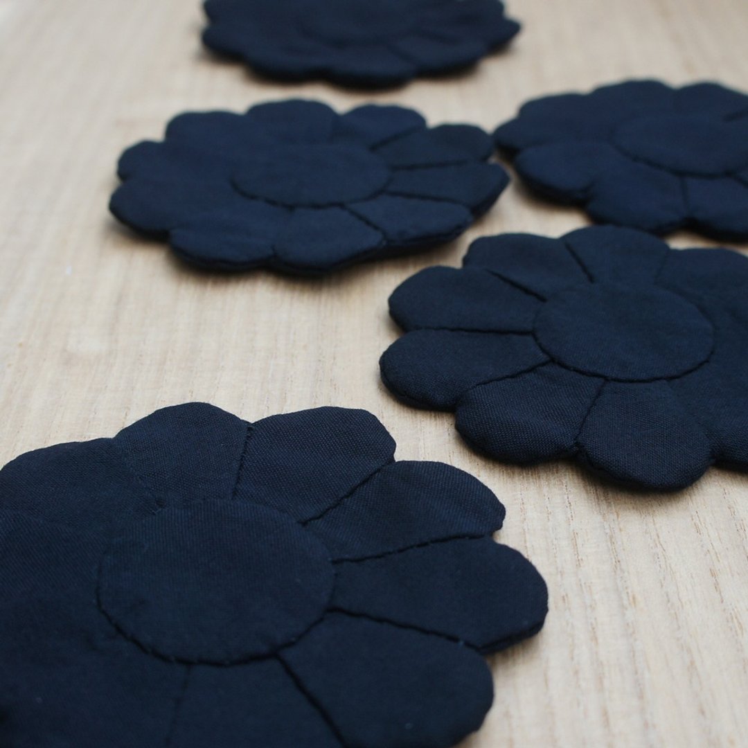 Handmade coaster 　KIKU-HANA　菊花　 black - 杯垫 - 棉 黑色