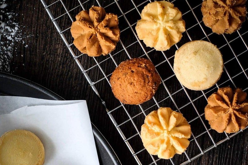 即期 2021/11/19 | 香港 Jenny Bakery 珍妮小熊 四味综合曲奇饼 - 手工饼干 - 新鲜食材 