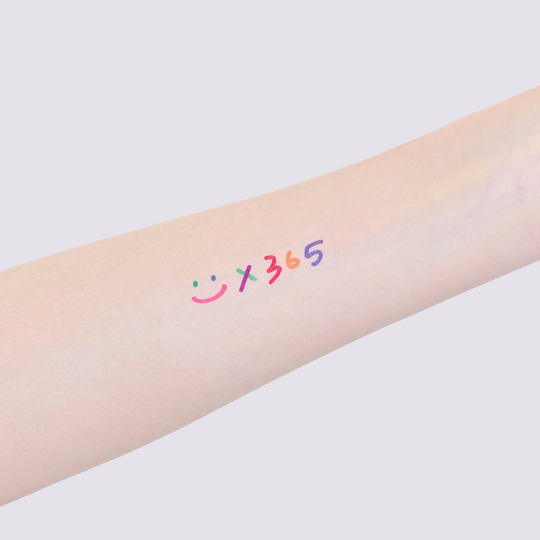 刺青纹身贴纸 - 微笑 : ) x 365 天 彩色 2入 - 纹身贴 - 纸 多色