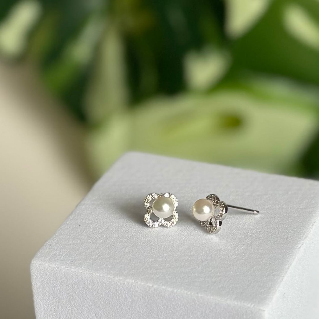 纯银 针式耳环 Akoya珍珠 Baby Pearl 珍珠耳环 日本珍珠 pearl earrings 珍珠耳环 珍珠耳环 진주귀걸이 - 耳环/耳夹 - 珍珠 