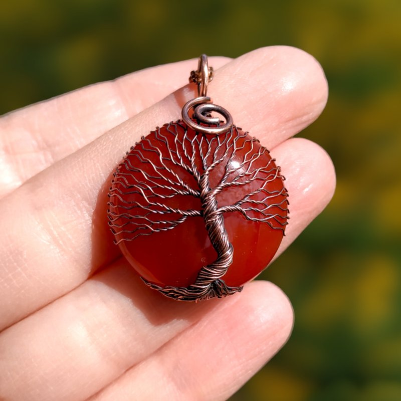 民族红玉髓线生命之树护身符吊坠，送给她/他的生日礼物 - 项链 - 其他金属 红色