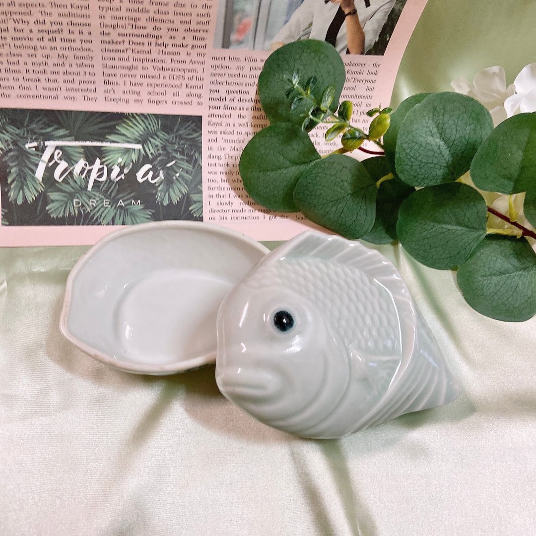 【西洋古董饰品】日本鲷鱼烧手工 陶瓷鱼鳞立体 置物盒饰品盒雕花 - 调味罐/酱料瓶 - 贵金属 绿色