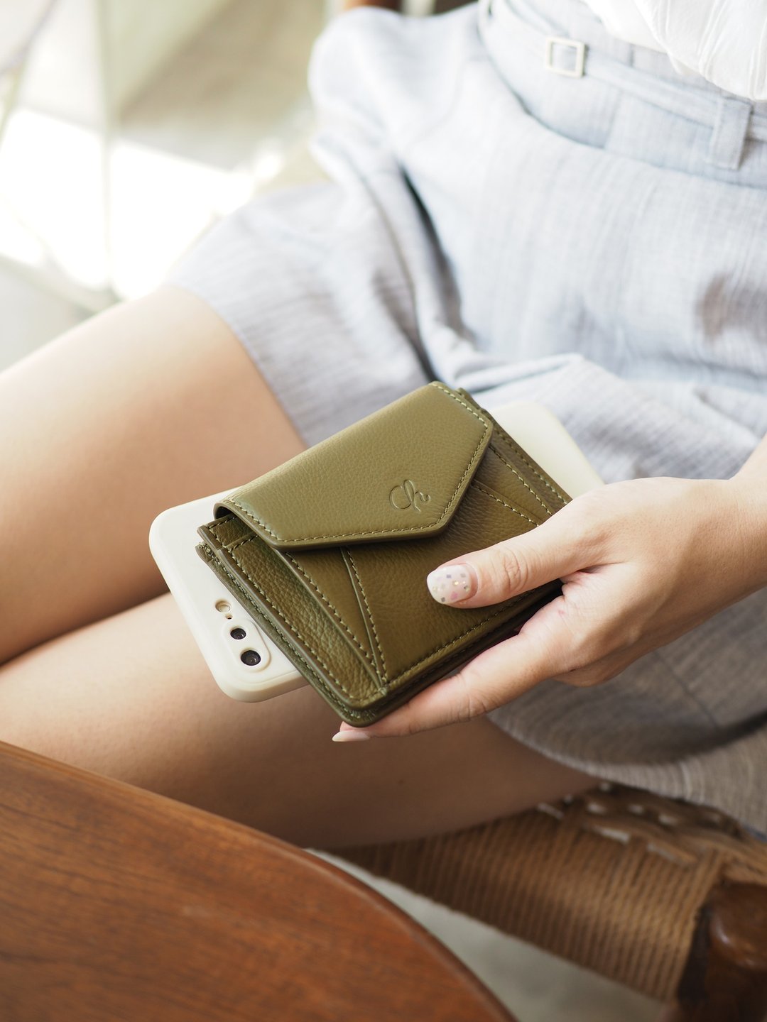 Daily (Hojicha) : Mini wallet, short wallet, cow leather, Olive-green - 皮夹/钱包 - 真皮 绿色