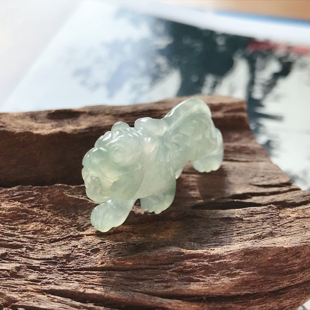 缅甸玉A货翡翠- 翡翠老虎吊坠 送礼 玉 礼物 - 吊饰 - 玉石 绿色