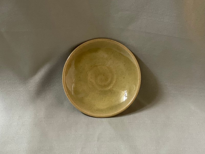 dish ash glaze - 浅碟/小碟子 - 陶 卡其色
