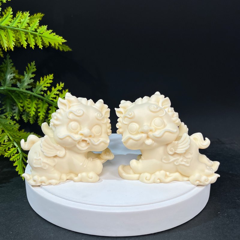 象牙果飞天神兽家居摆件 呆萌可爱貔貅装饰手把件 一对 招财进宝 - 摆饰 - 其他材质 白色
