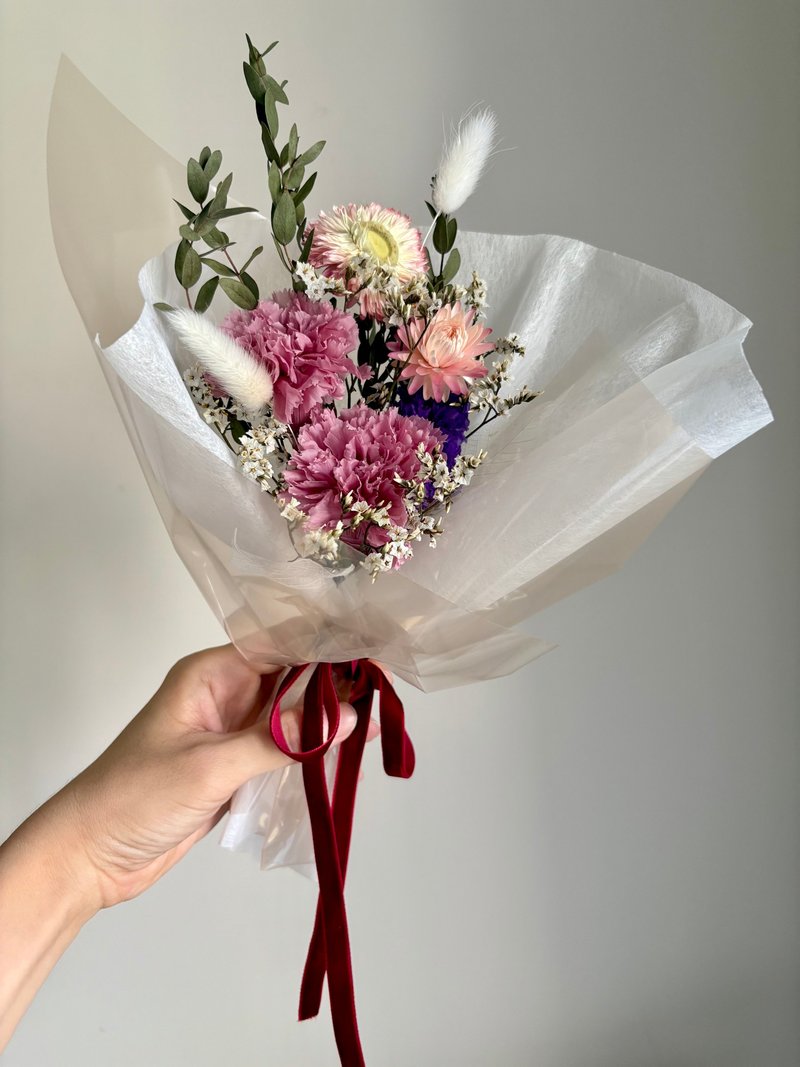 康乃馨永生小花束 24小时出货∣情人节.生日礼物 - 摆饰 - 植物．花 蓝色