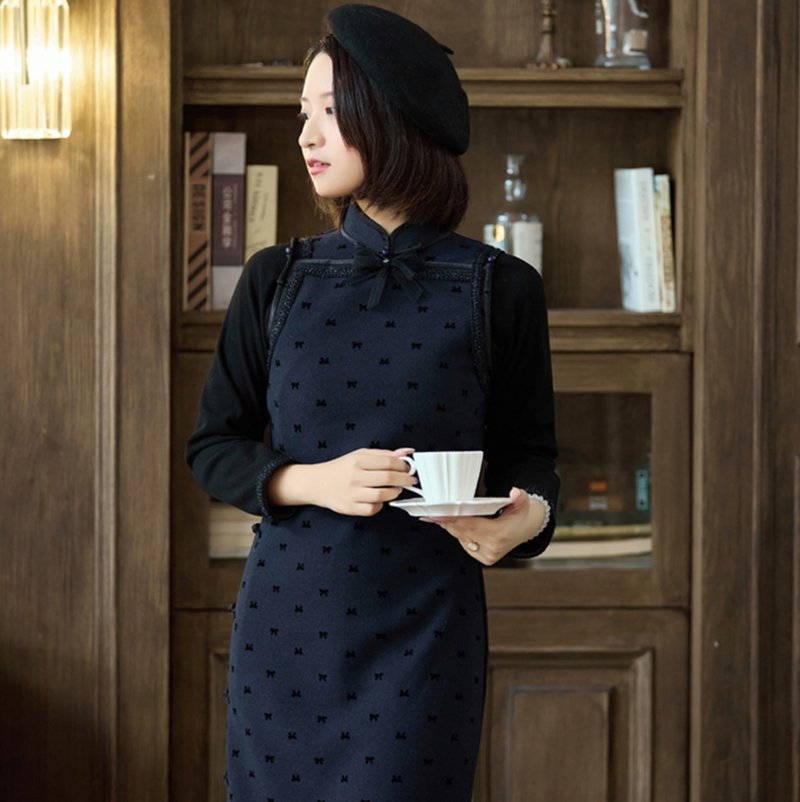 【莉丝】 新中式復古/毛呢修身古法旗袍 - 女装上衣 - 其他材质 蓝色