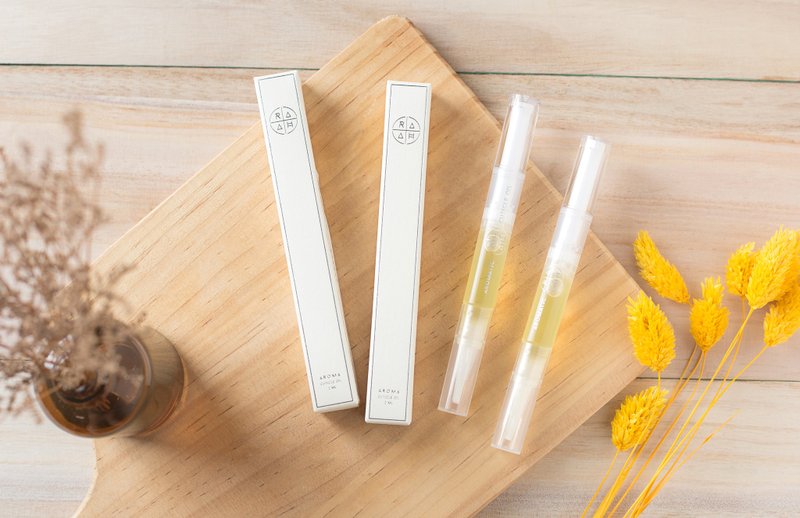 灵光指缘油保养组(两入组) 温柔+温柔香氛 - 手足保养 - 植物．花 白色