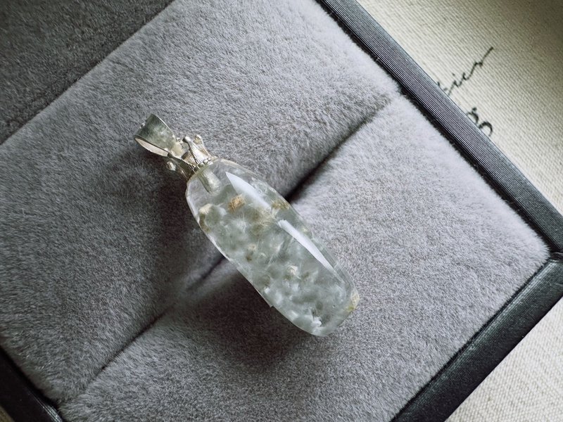 蓝兔毛团水晶吊坠-柔雾星河・静心之息 - 项链 - 水晶 