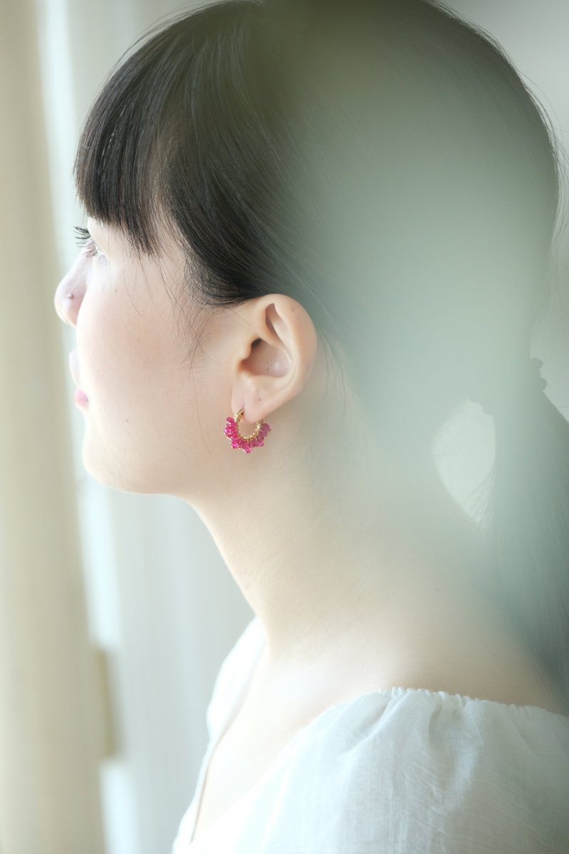 HappyCircle1.5cm│红宝石裙摆款  财富 恋爱 宝石之王 - 耳环/耳夹 - 宝石 红色