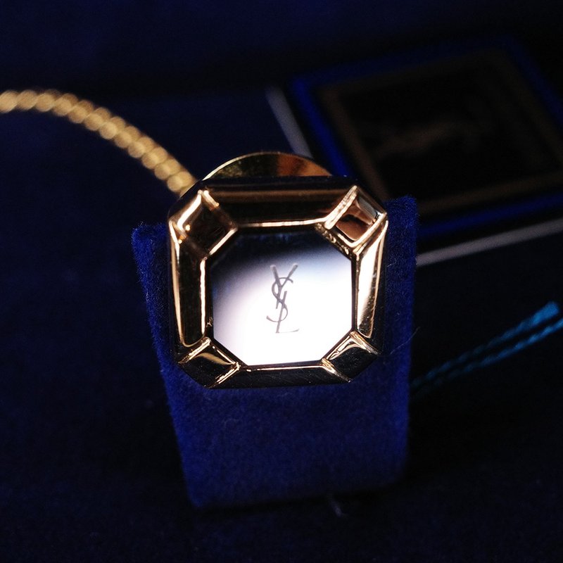 YSL YVES SAINT LAURENT 圣罗兰  镀金 变色 领针 附原盒 日本制 - 其他 - 贵金属 金色