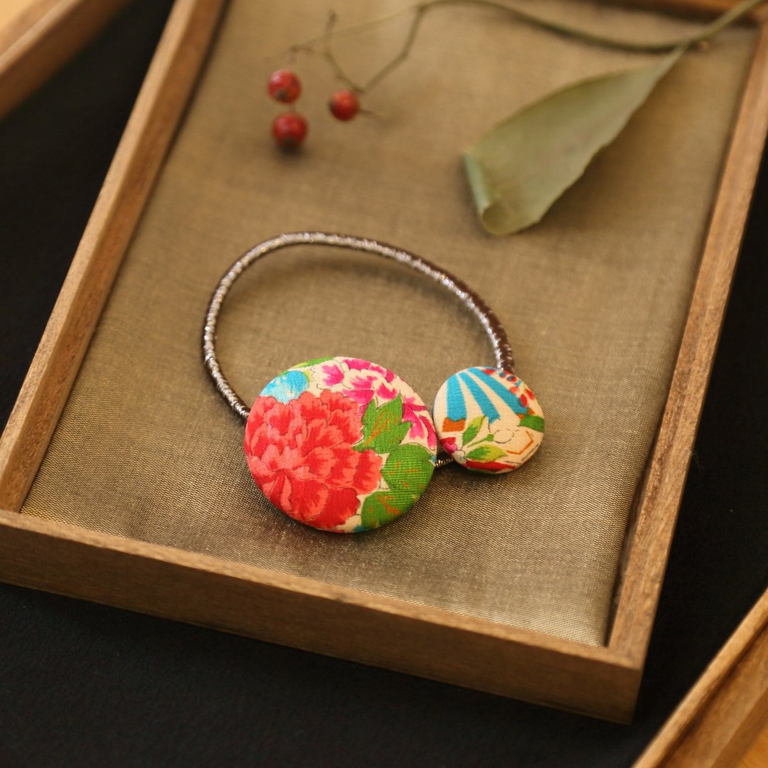 Happy Hair Ornament Kimono Hair Elastic Premium Peony Bun Silk - 发饰 - 丝．绢 红色