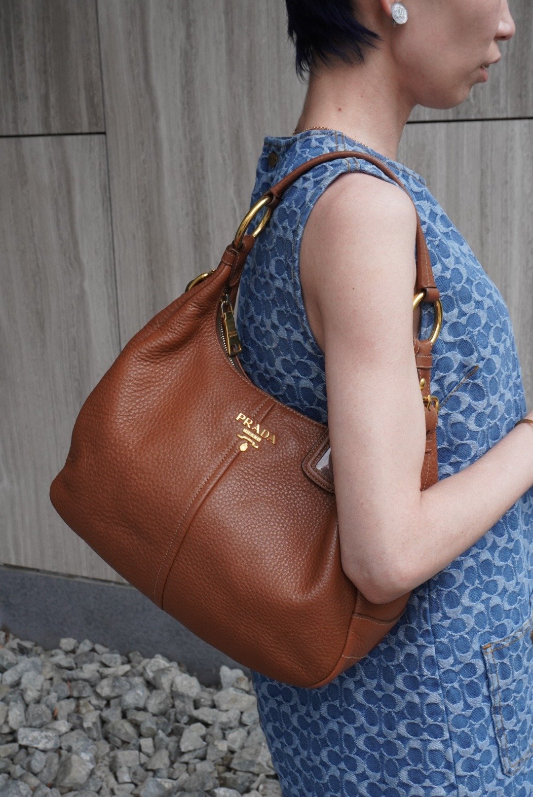 【日本直送 名牌中古包】PRADA 普拉达 侧肩包 棕色 经典 Logo 皮革 Hobo 包 vintage 古董 老品 vbntex - 侧背包/斜挎包 - 真皮 咖啡色