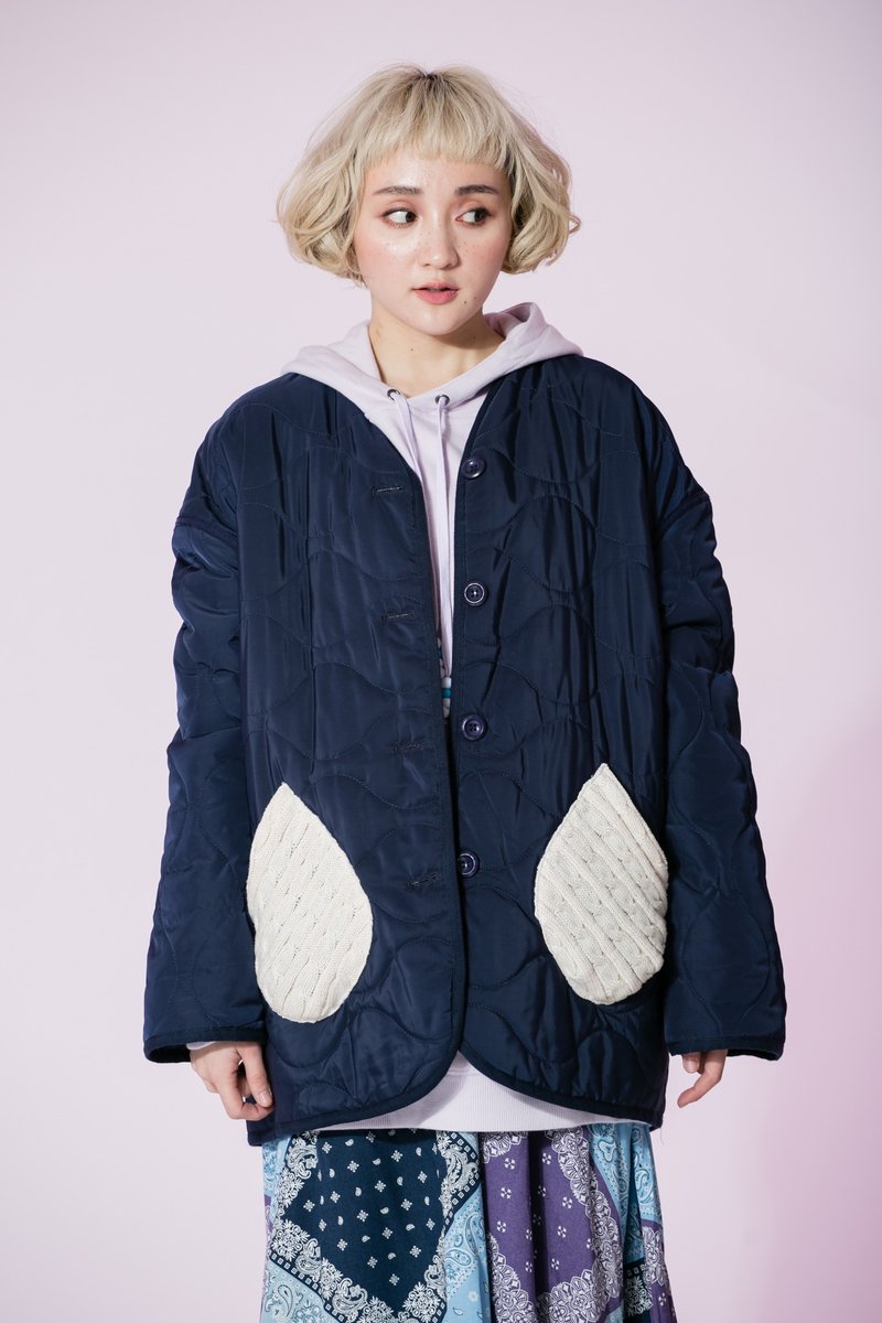 :EMPHASIZE毛线口袋复刻军用内里铺棉外套-深蓝 - 女装休闲/机能外套 - 聚酯纤维 蓝色