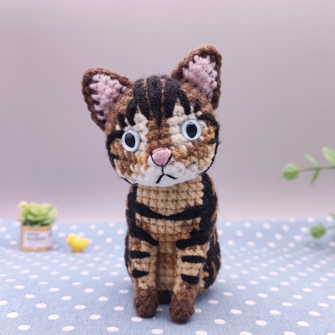 【现货】 虎斑猫 米克斯美短 纯手工 钩针编织娃娃 - 玩偶/公仔 - 其他人造纤维 咖啡色