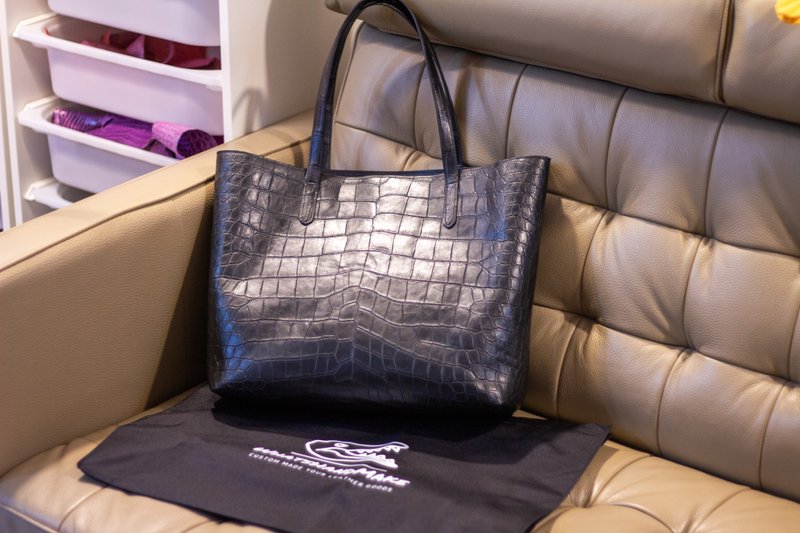 鳄鱼皮tote bag法国用料香港手工 - 手提包/手提袋 - 其他材质 黑色