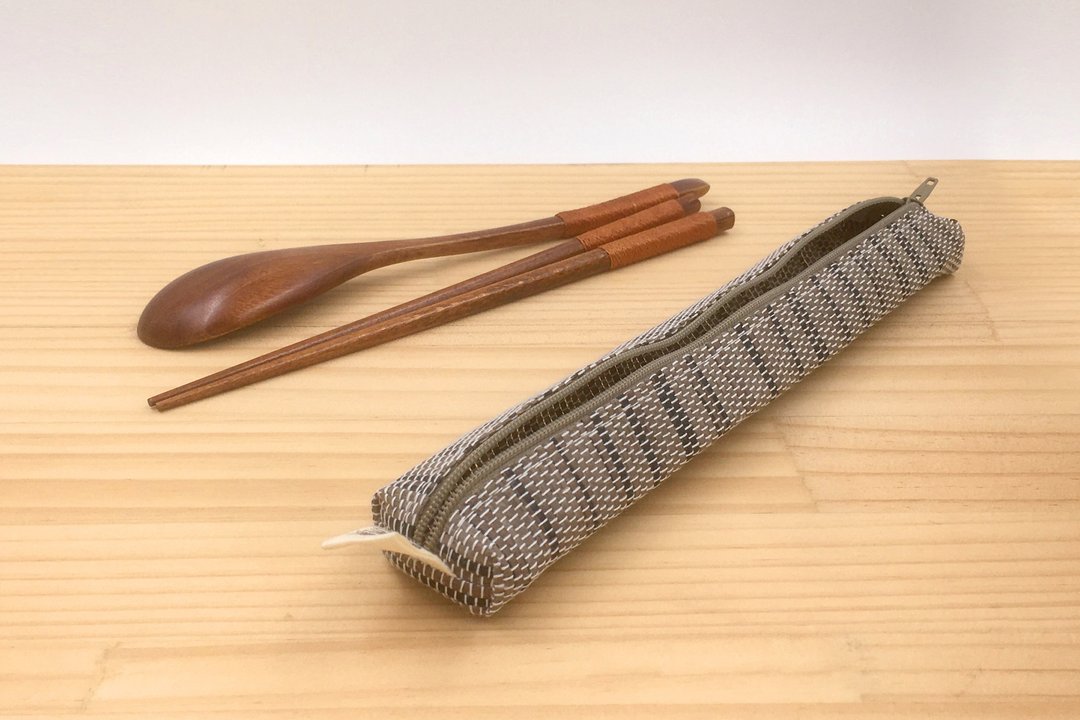 【纸布家】纸线编织 小餐具袋 波纹灰 - 其他 - 纸 灰色