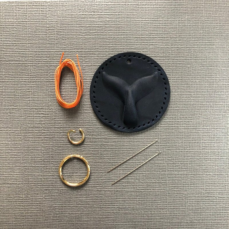 【在家DIY】【在线体验】真皮鲸鱼尾造型吊饰 含材料包及教学影片 - 皮件 - 真皮 蓝色