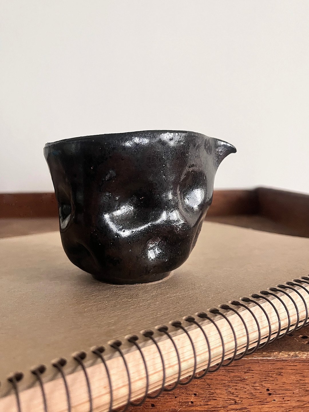 凹凸 茶海 ㄧ八零 | 陶器皿 - 茶具/茶杯 - 陶 黑色