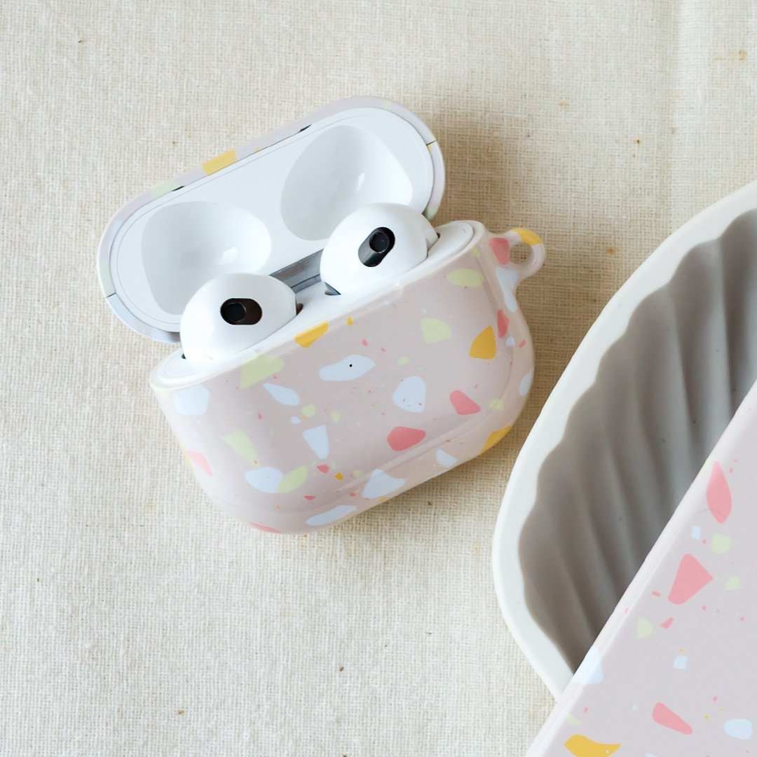 【定制化】米色水磨石 AirPods Pro 3 / AirPods 4 保护壳 - 耳机收纳 - 塑料 黄色