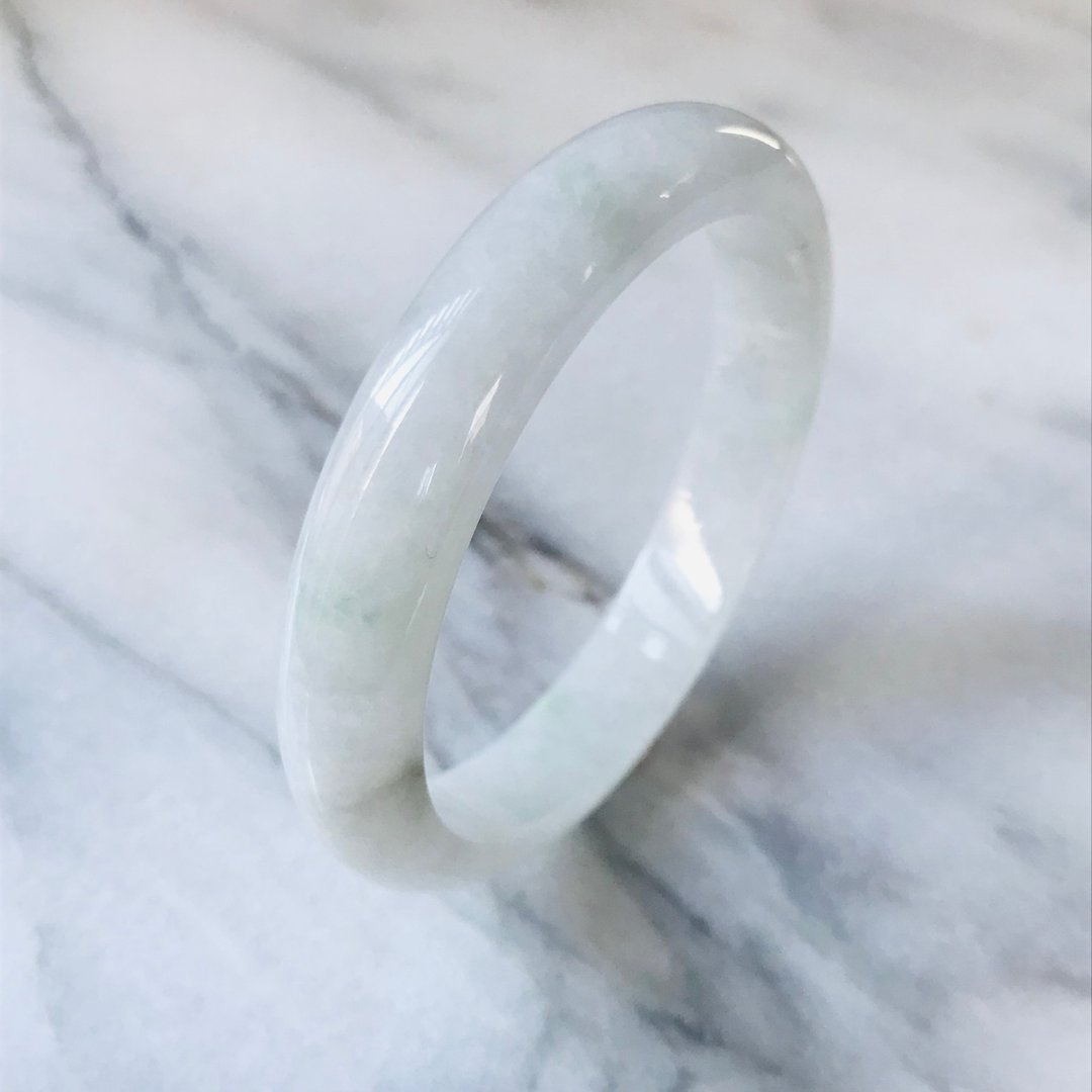 翡翠 手镯　缅甸产  天然 硬玉  54.2 mm - 手链/手环 - 玉石 白色