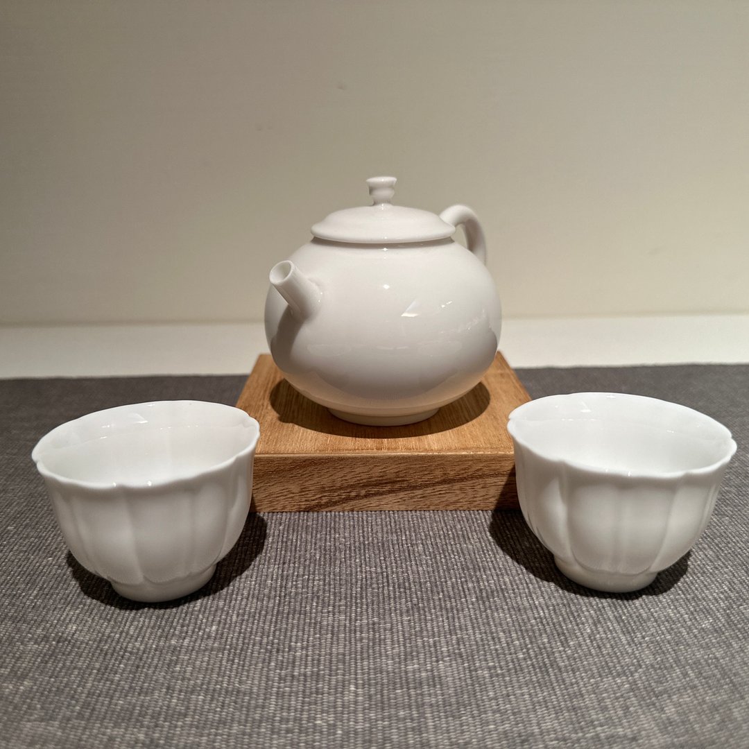 【瓷】圆融型润瓷壶(一壶二杯)精致泡茶壶 - 茶具/茶杯 - 其他材质 白色