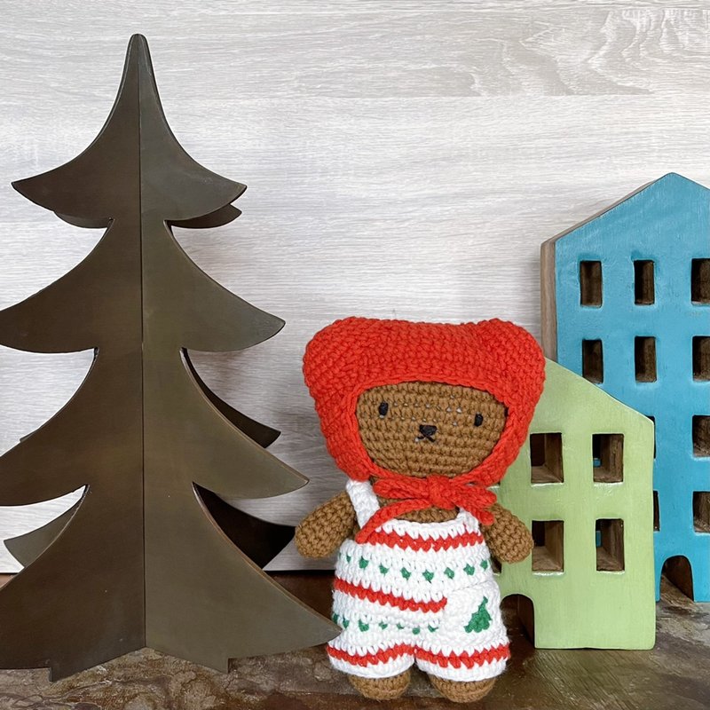 荷兰 Just Dutch | Boris 编织娃娃和他的圣诞吊带裤+红帽 - 玩偶/公仔 - 棉．麻 白色