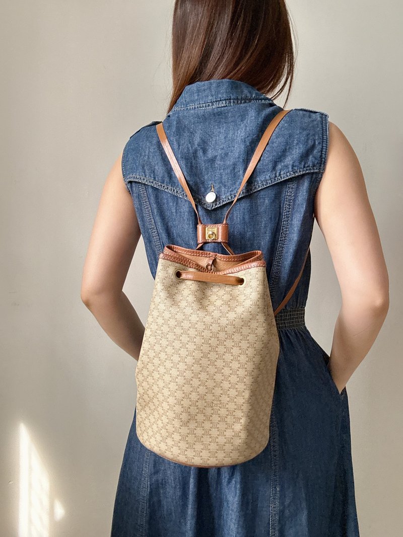 中古正品 罕有Celine 凯旋门圆桶包 后背包 侧背包 - 侧背包/斜挎包 - 防水材质 咖啡色