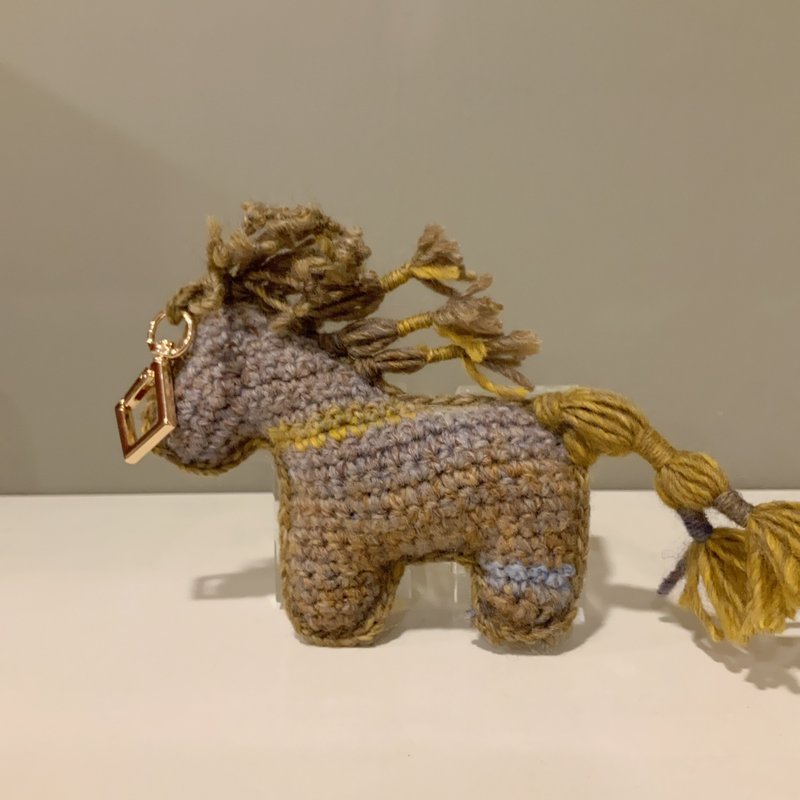 反差毛毛— 炸毛系列钩织小马—吊饰/马年/玩偶 - 玩偶/公仔 - 棉．麻 