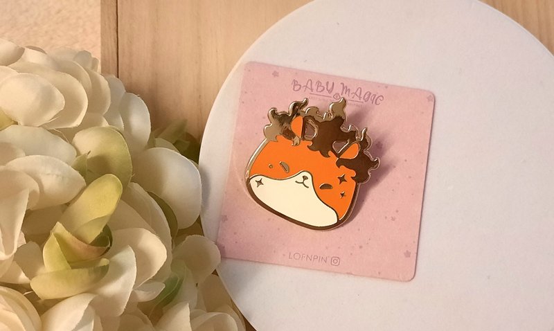 狐狸皇冠 夜光襟针 - 胸针 - 其他金属 