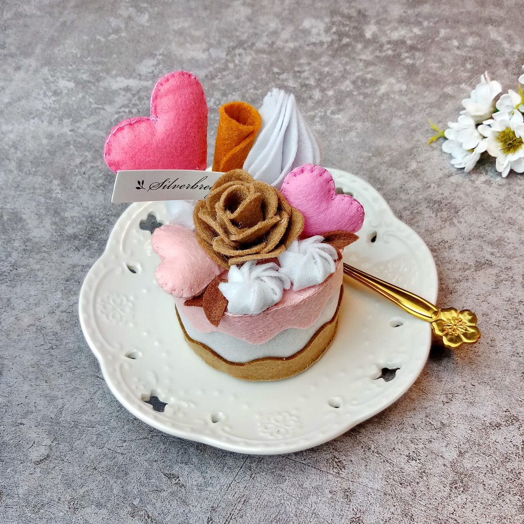 手缝仿真蛋糕 巧克力甜心不织布蛋糕 手工蛋糕 甜点 Cake-009 - 玩偶/公仔 - 聚酯纤维 粉红色