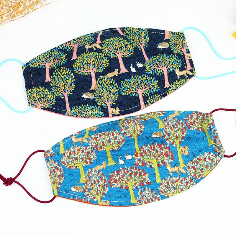 小牛村 Calf Village 舒适麻棉手作口罩 暂离空污 狐狸 兔子 {小动物们的树林}【M-33】 - 口罩 - 棉．麻 蓝色
