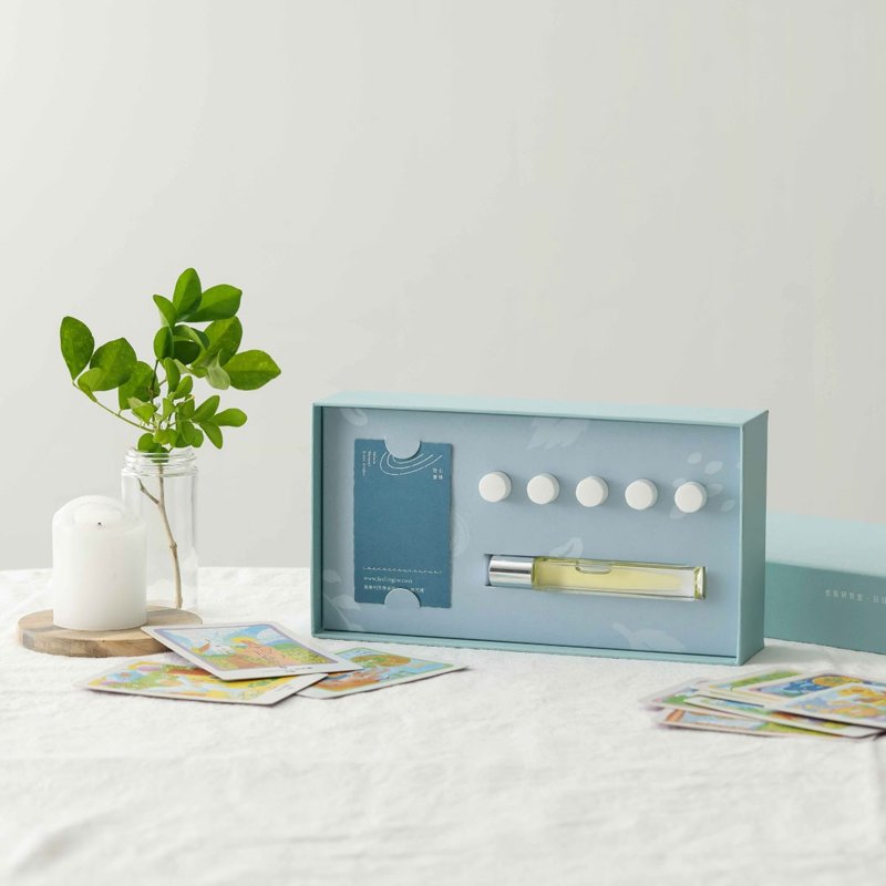 TEST 香气塔罗占卜调油礼盒丨随身滚珠瓶、天然精油 - 蜡烛/香氛 - 精油 