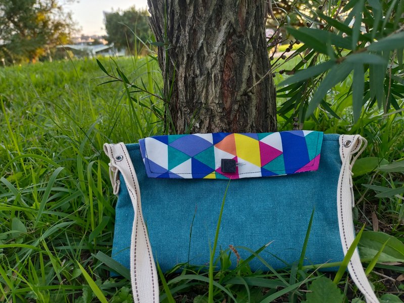 Designer collection 土耳其绿与三角几何掀盖式轻便包 - 侧背包/斜挎包 - 聚酯纤维 多色