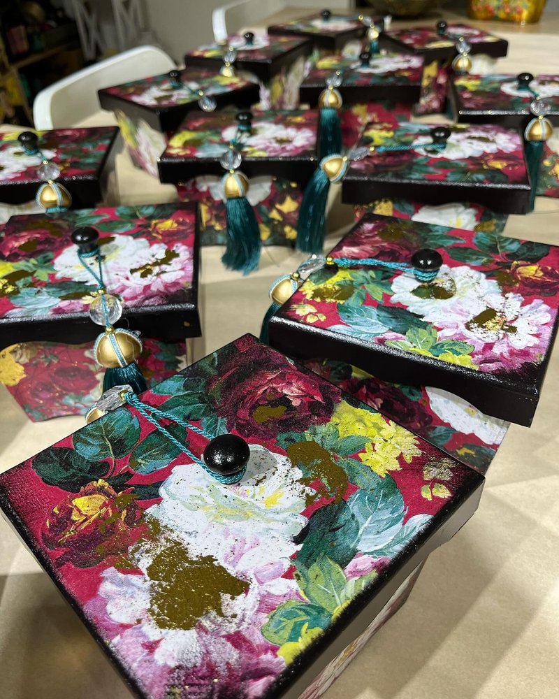 糖果盒 匠心圆满 纸艺拼贴 蝶古巴特 金箔 流苏 伴手礼 年节礼盒 - 收纳用品 - 木头 咖啡色