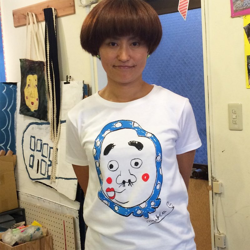 Hyottoko Women's T-shirt - 女装 T 恤 - 棉．麻 白色