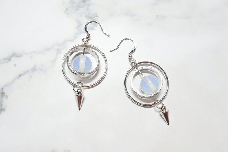 Pinkoi独家贩售【细语】天然石垂挂耳环 - 耳环/耳夹 - 其他金属 透明