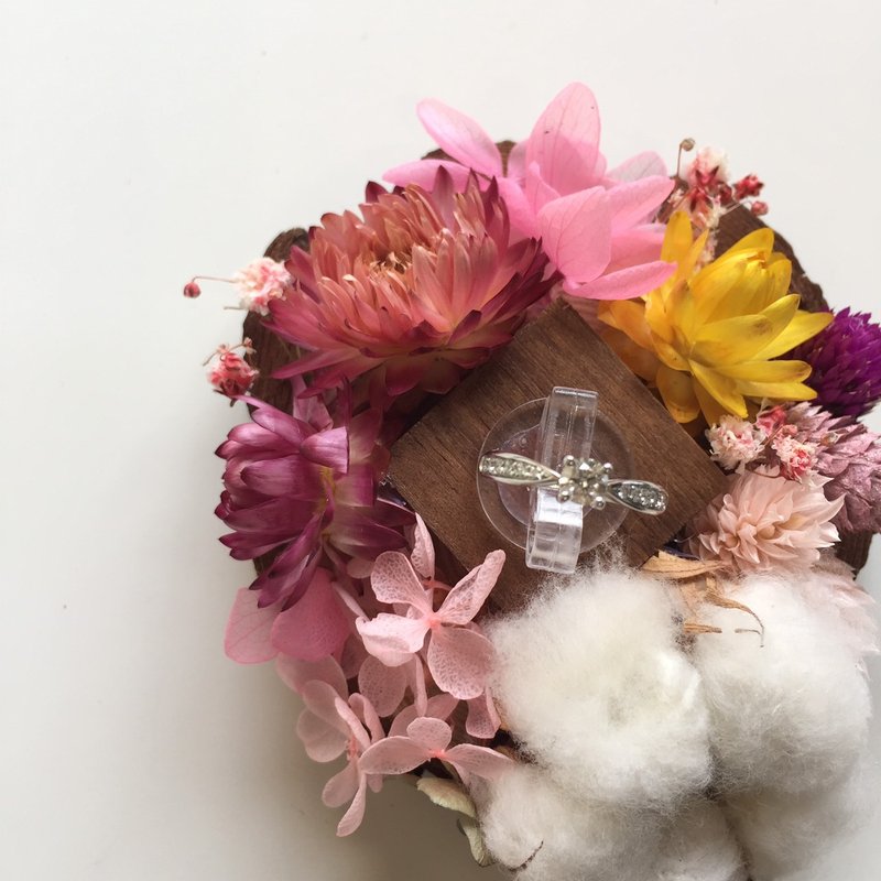 marry me 戒台  干燥桌花   饰品盘 - 摆饰 - 纸 粉红色