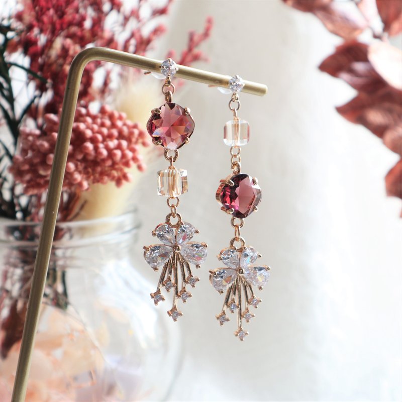 【田园 l 甜美系列】花花世界 Wearable flower 防敏感耳环 - 耳环/耳夹 - 其他金属 金色