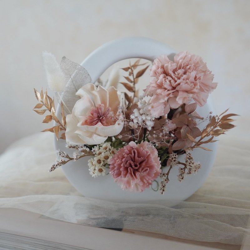 永生康乃馨陶瓷提篮桌花  5色系 - 摆饰 - 植物．花 多色